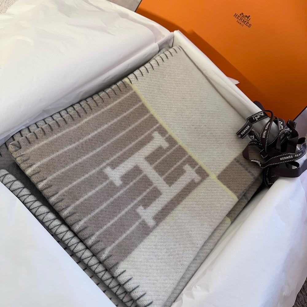 Hermes Baby Blanket NEW Authentic Avalon Passe Passe Natural Beige RARE